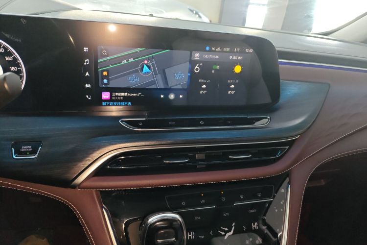 别克GL8 2022款 Avenir艾维亚 七座亲礼版中控内饰16