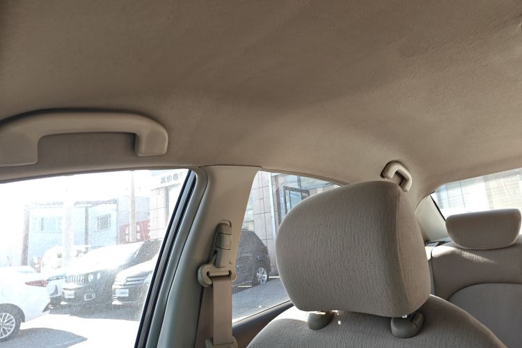 日产 轩逸 2012款 经典 1.6XE 自动舒适版中控内饰22