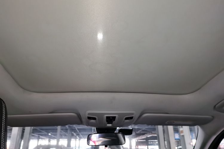 奔驰GLA 2016款 GLA 200 时尚型局部细节22