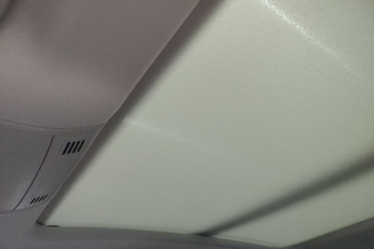 大众 迈腾 2023款 200万辆纪念版 330TSI DSG豪华型中控内饰22