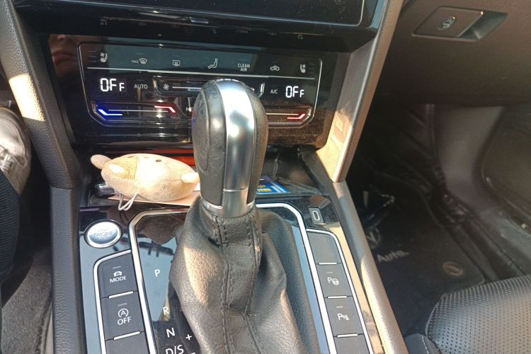 一汽-大众CC 2021款 猎装车 380TSI 猎心版中控内饰18