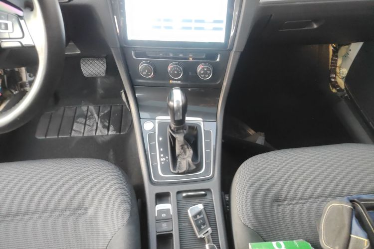 大众 高尔夫 2018款 1.6L 自动舒适型局部细节18