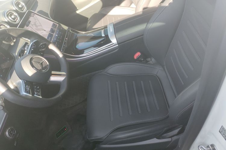 奔驰C级 2024款 改款 C 260 L 运动版中控内饰19