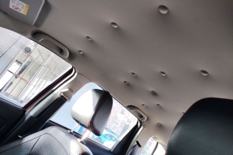 长城M4 2012款 1.5L 手动豪华型局部细节22