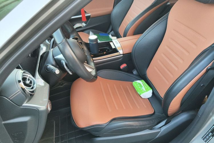 奔驰C级 2022款 改款 C 260 L 运动版中控内饰19