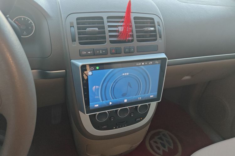 别克GL8 2014款 2.4L 经典版中控内饰16