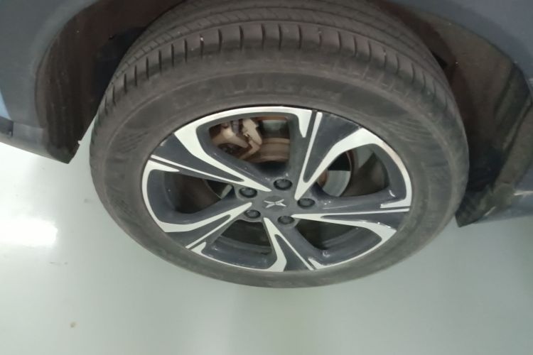 小鹏G3 2020款 520i 智享版车身外观6008