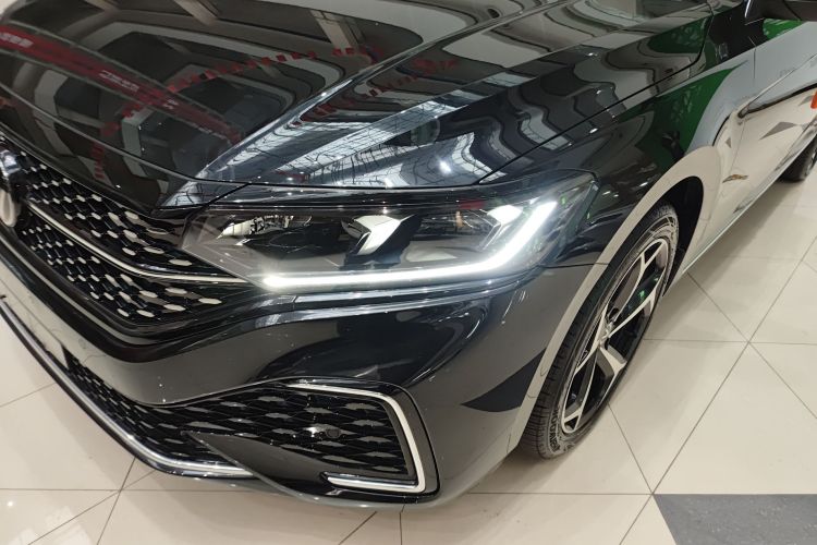 大众 帕萨特 2024款 380TSI 星空精英版局部细节36