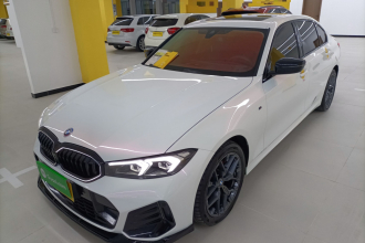 宝马3系 2025款 330Li M运动曜夜套装