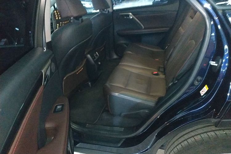 雷克萨斯RX 2016款 300 四驱典雅版 国VI中控内饰7004