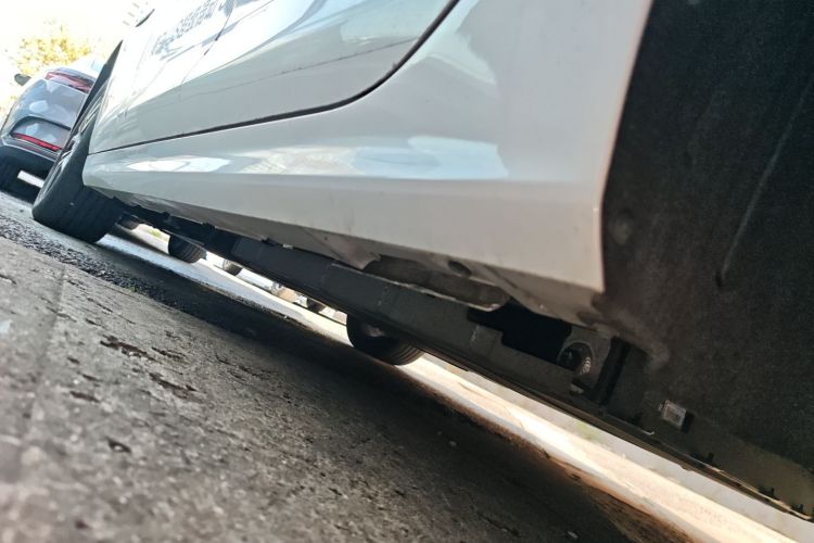 比亚迪 秦PLUS 2023款  冠军版 DM-i 120KM超越型局部细节9002