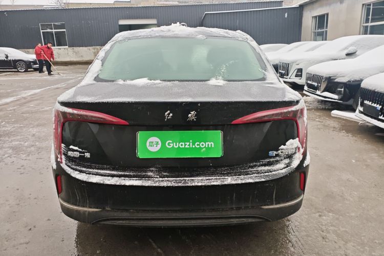 红旗E-QM5 2023款 改款 基础出行版车身外观6