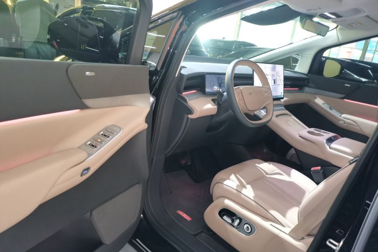 小鹏X9 2025款 740超长续航 Max中控内饰20