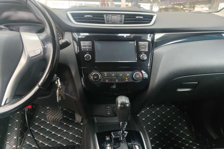 日产 逍客 2017款 2.0L CVT智享版 国V局部细节16