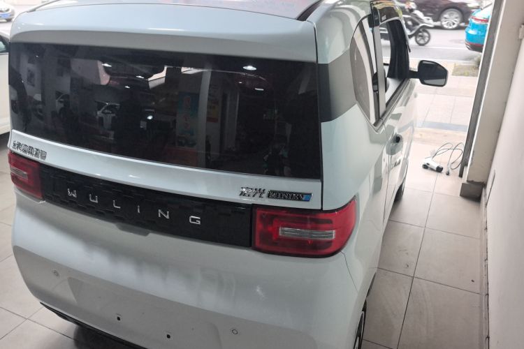 五菱汽车 宏光MINIEV 2022款 自在款 磷酸铁锂车身外观7