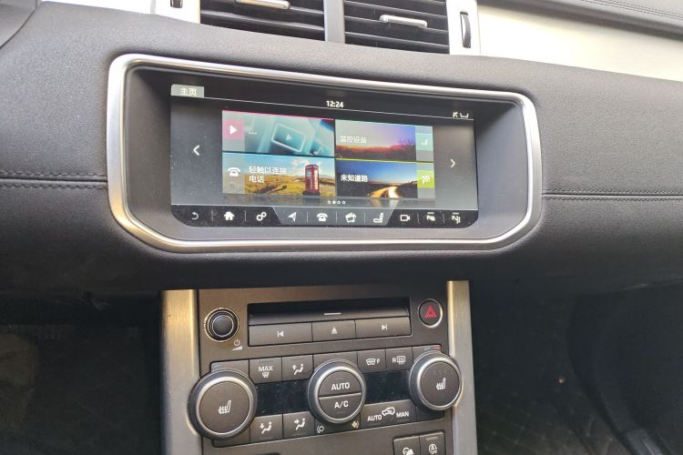 路虎 揽胜极光 2018款 240PS SE 智耀版中控内饰16