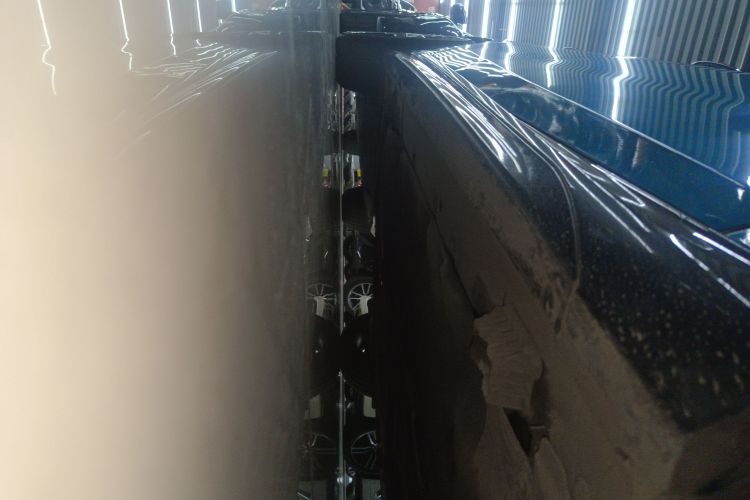 宝马2系(进口) 2021款 225i 四门轿跑车 M运动曜夜套装局部细节9001