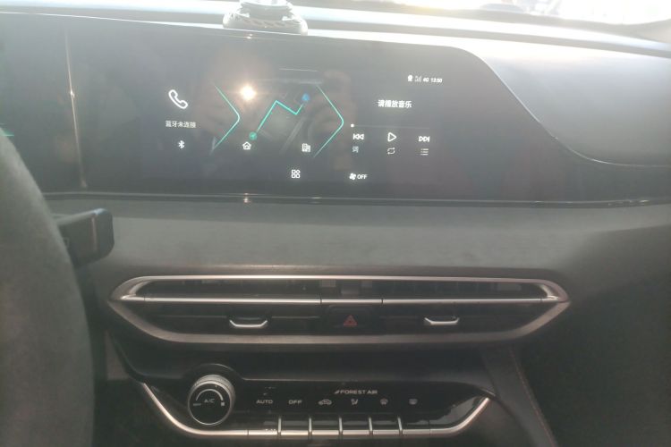 长安 逸动 2021款 PLUS 蓝鲸NE 1.4T GDI DCT旗舰型中控内饰16