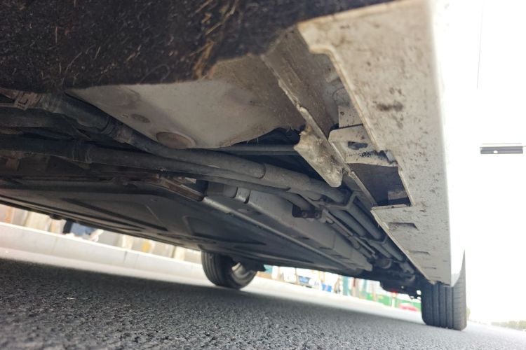 比亚迪 宋MAX新能源 2022款 DM-i 105KM 尊荣型局部细节9002