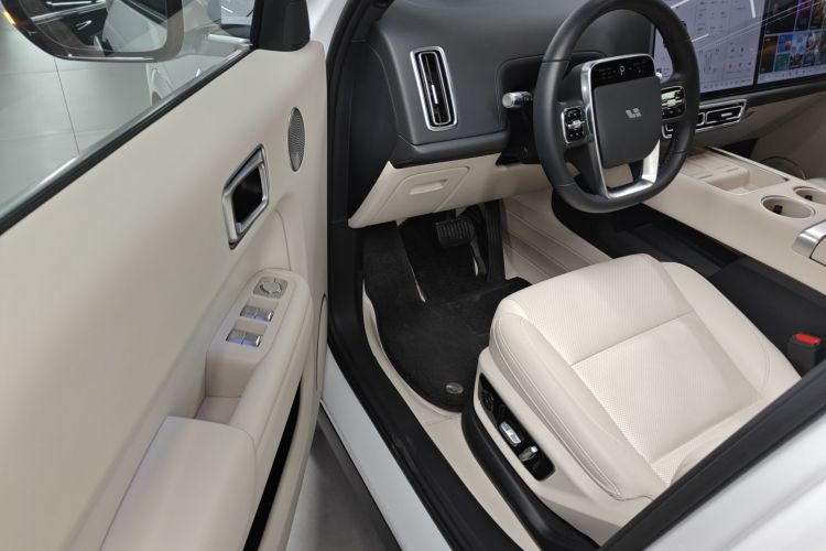 理想汽车 理想L7 2024款 Pro中控内饰20