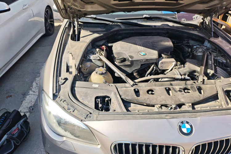 宝马5系 2017款 520Li 典雅型局部细节9006