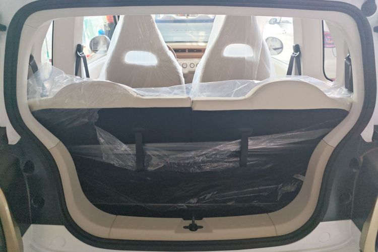 奔腾小马 2026款 222km 闪耀马机舱底盘23