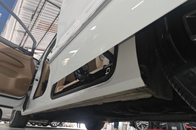 别克GL8 2021款 ES陆尊 653T 旗舰型局部细节9002