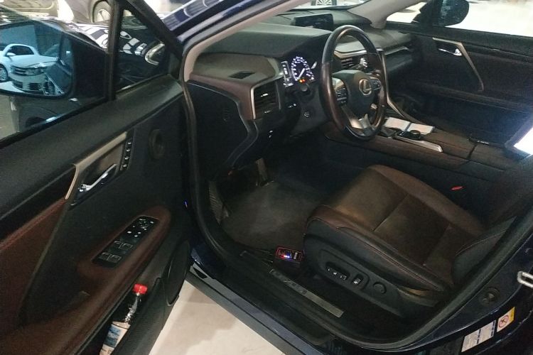 雷克萨斯RX 2016款 300 四驱典雅版 国VI中控内饰7003