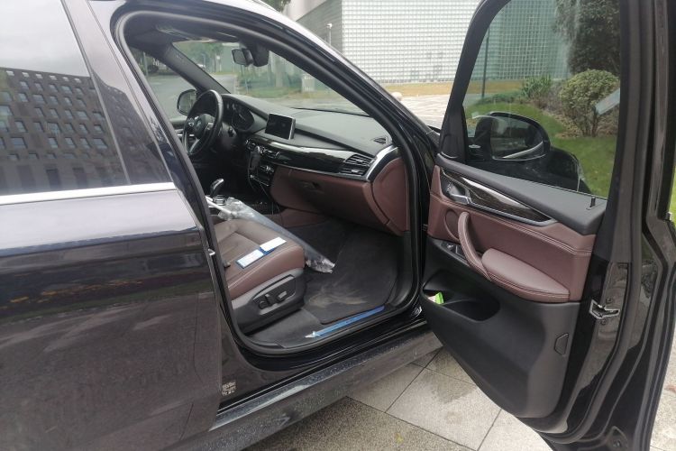 宝马X5(进口) 2018款 xDrive35i M运动型局部细节9005