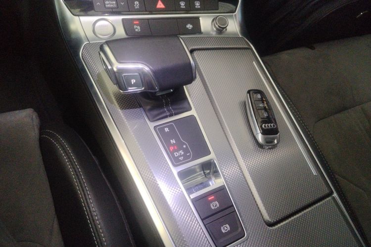 奥迪A6L 2019款 40 TFSI 豪华动感型中控内饰18