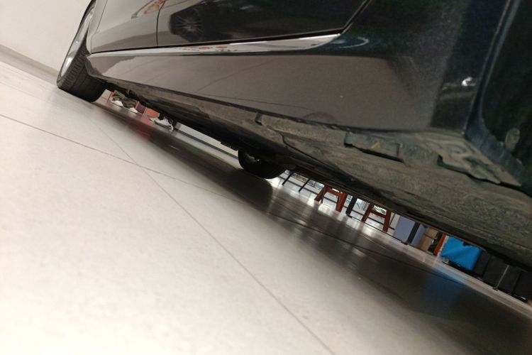 捷豹XFL 2020款 XFL 2.0T P200 两驱精英版局部细节9002