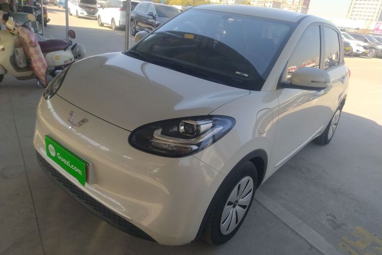 五菱汽车 五菱缤果 2023款 333km 快享款车身外观1