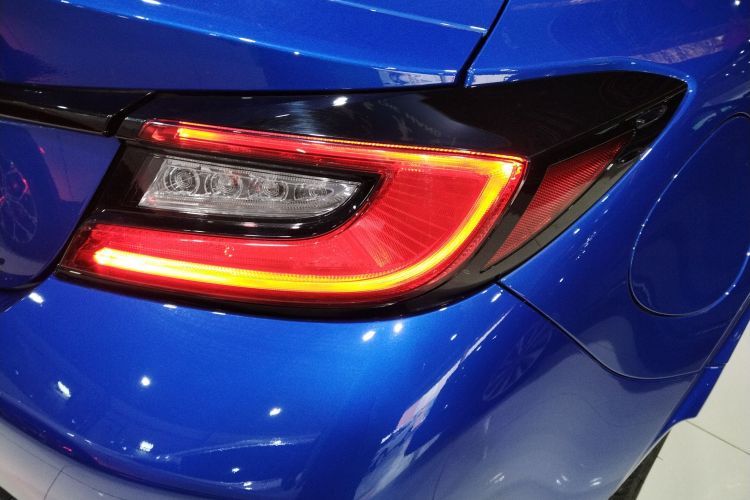 斯巴鲁BRZ 2022款 2.4L 手动版车身外观9