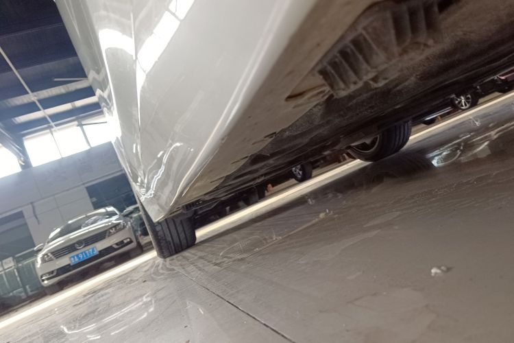 宝马1系 2017款 118i 运动型局部细节9001