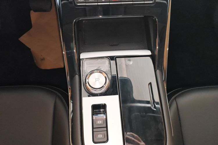 哈弗H6 2021款 第三代 1.5T 自动两驱Max中控内饰18