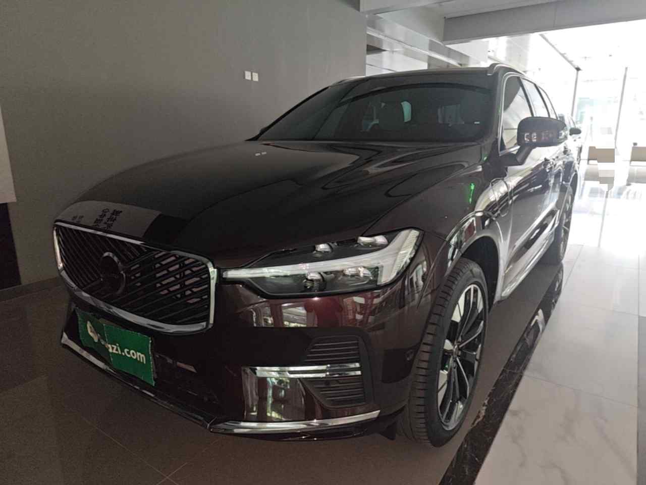 沃尔沃XC60新能源 2026款 插电式混动 长续航四驱智远豪华版(2)
