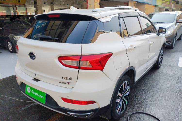 广汽传祺 传祺GS4 2016款 235T 手动豪华版车身外观7