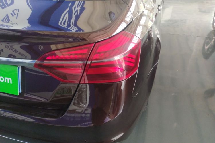 吉利汽车 帝豪 2018款 1.5L CVT向上互联版车身外观9