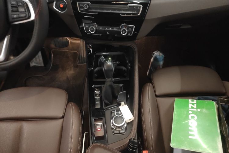 宝马X1新能源 2021款 xDrive30Le 尊享型局部细节18