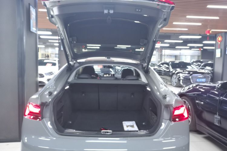 奥迪A5 2022款 Sportback 40 TFSI quattro 豪华动感型机舱底盘23