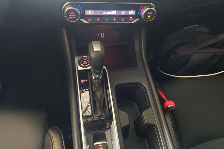 日产 轩逸 2022款 1.6L XL CVT悦享版中控内饰18