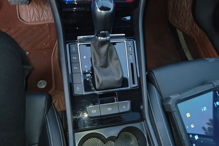 斯柯达 速派 2019款 TSI280 DSG舒适版中控内饰18