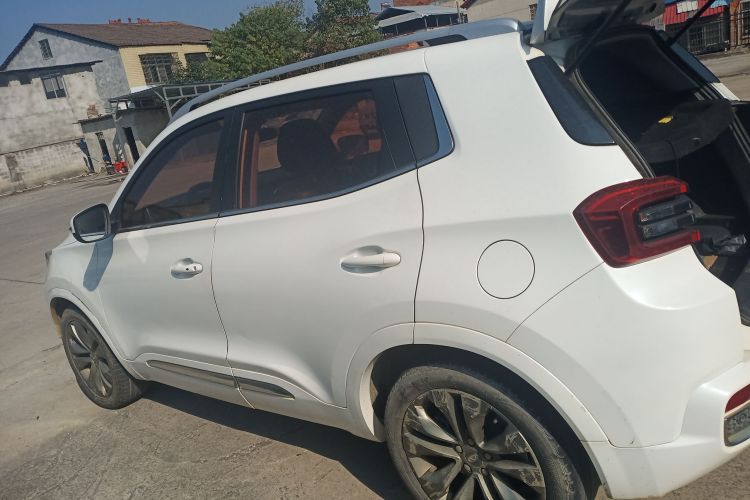 奇瑞 瑞虎5x 2017款 1.5T 手动精英型车身外观4