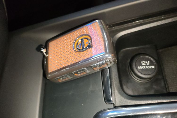 沃尔沃S60 2022款 B4 智逸豪华版中控内饰7001