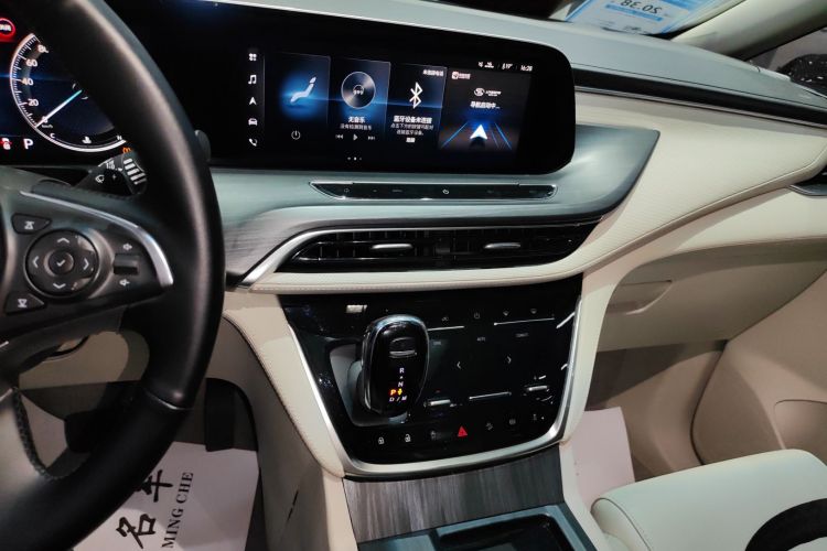 别克GL8 2022款 ES陆尊 653T 舒适型中控内饰16