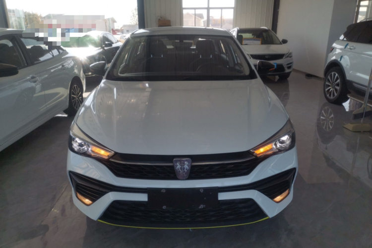 荣威i5 2021款 1.5L CVT铂金版车身外观2