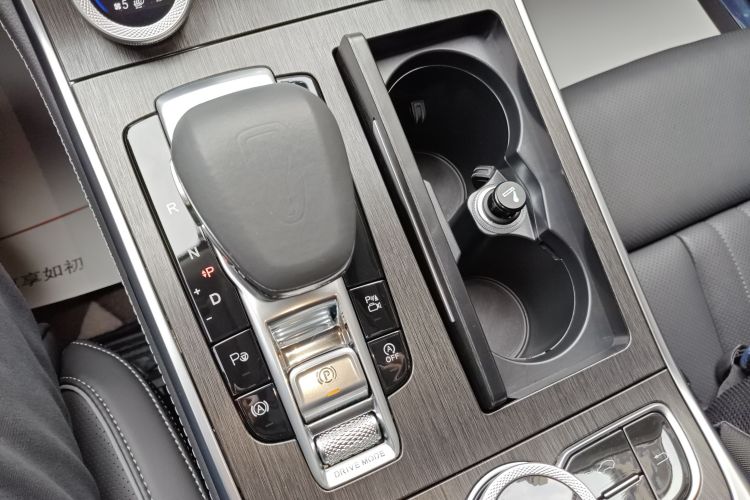 红旗H9 2021款 2.5T 公务版局部细节18