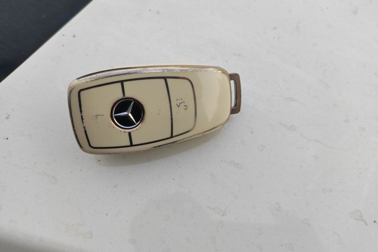 奔驰A级 2020款 A 180 L 运动轿车中控内饰11