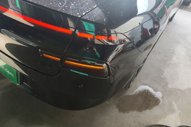 小鹏P7 2024款 P7i 702 Max 鹏翼版车身外观6006