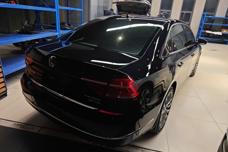 大众 帕萨特 2017款 380TSI DSG旗舰版车身外观6005